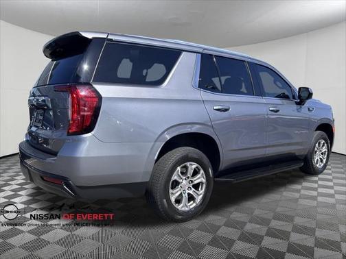 2022 GMC Yukon SLE