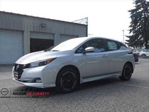 2025 Nissan Leaf SV PLUS