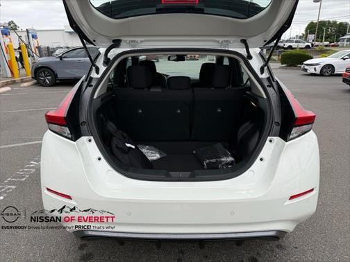 2025 Nissan Leaf SV PLUS
