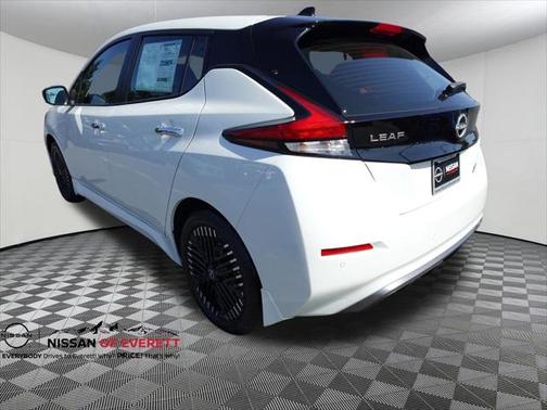 2025 Nissan Leaf SV PLUS