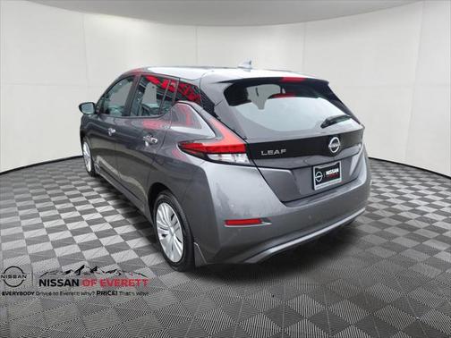 2024 Nissan Leaf S
