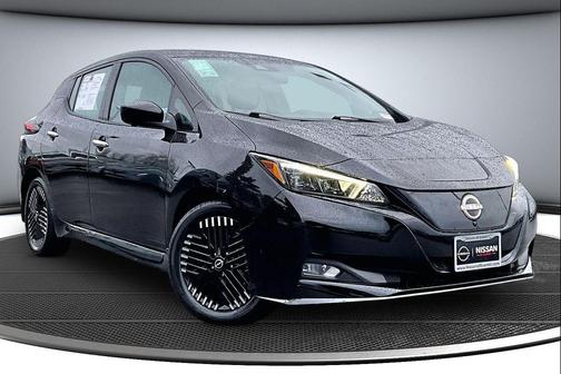2024 Nissan Leaf SV PLUS