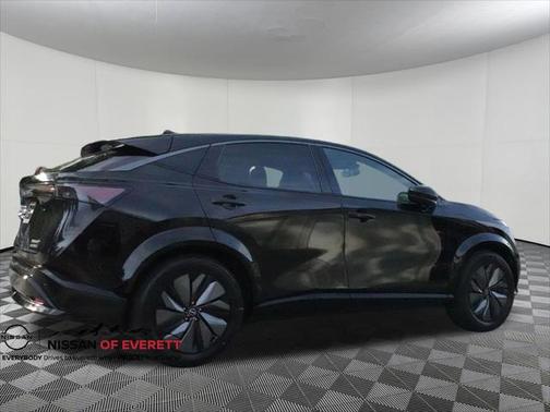 2025 Nissan ARIYA EVOLVE+