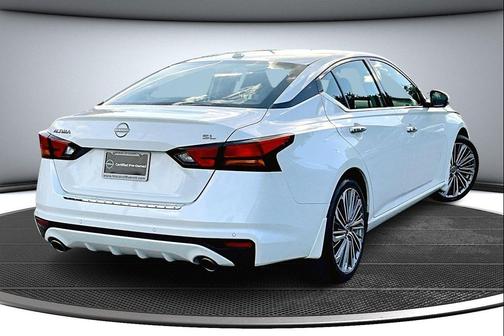 2023 Nissan Altima 2.5 SL