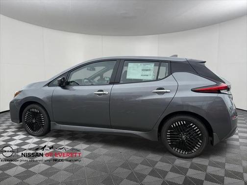 2025 Nissan Leaf SV PLUS