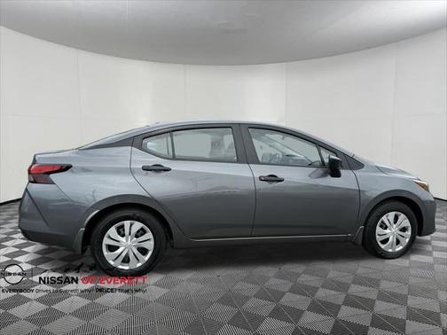 2025 Nissan Versa 1.6 S