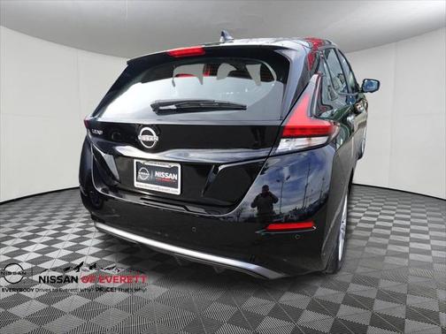2025 Nissan Leaf S