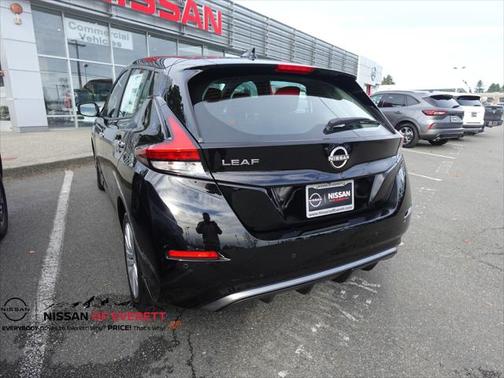 2025 Nissan Leaf S