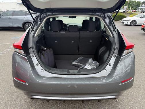 2025 Nissan Leaf SV PLUS