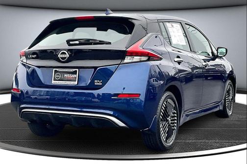 2023 Nissan Leaf SV PLUS 60 kWh