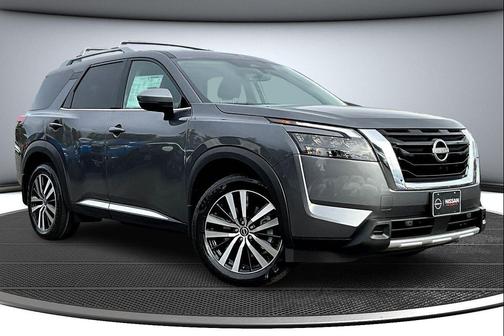 2025 Nissan Pathfinder Platinum 4WD