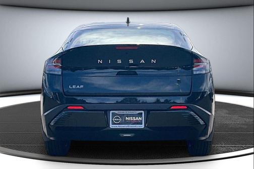Black Diamond Pearl 2026 Nissan Leaf S+
