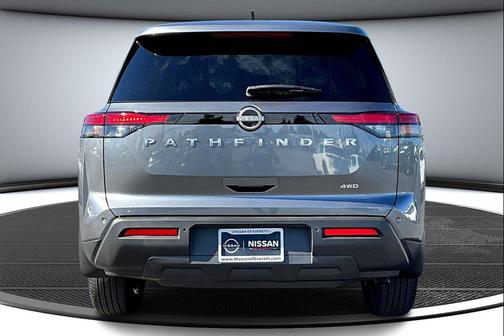 2025 Nissan Pathfinder S 4WD