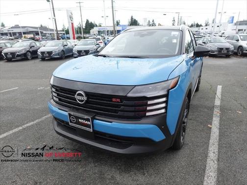 2025 Nissan Kicks SR