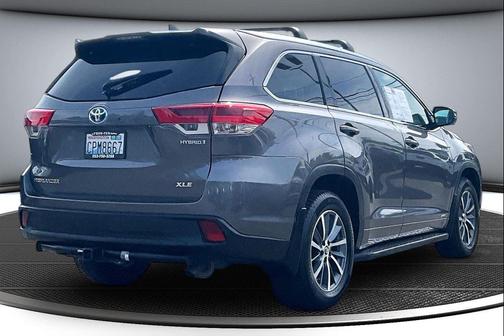 Predawn Gray Mica 2018 Toyota Highlander Hybrid XLE