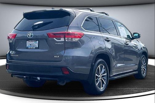 Predawn Gray Mica 2018 Toyota Highlander Hybrid XLE
