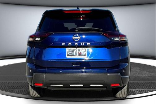 Deep Ocean Blue Pearl 2025 Nissan Rogue SV