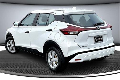 2021 Nissan Kicks S