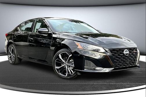 2025 Nissan Altima SR AWD