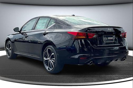 2025 Nissan Altima SR AWD