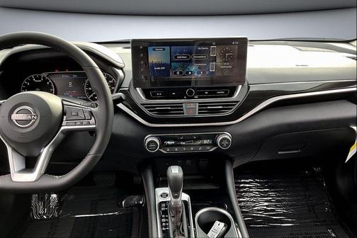 2025 Nissan Altima SR AWD