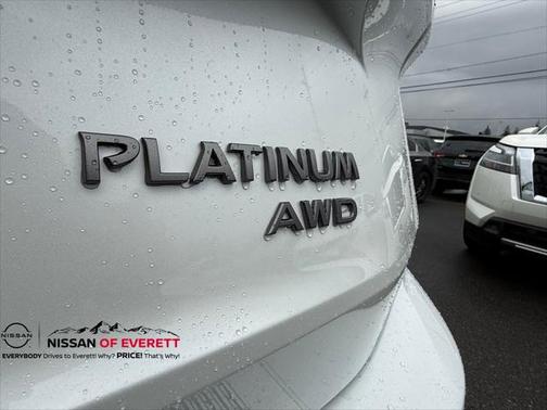 2025 Nissan Rogue Platinum