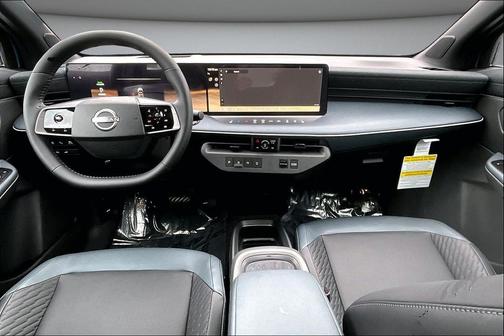 Seabreeze Blue Pearl/Black 2026 Nissan Leaf PLATINUM+