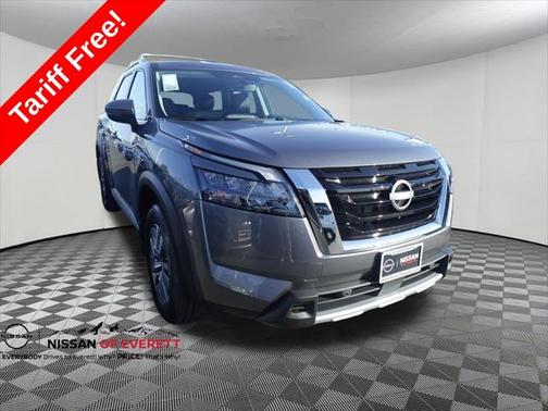 2025 Nissan Pathfinder SL 4WD