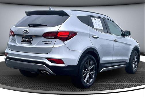 Sparkling Silver 2018 Hyundai Santa Fe Sport 2.0L Turbo Ultimate