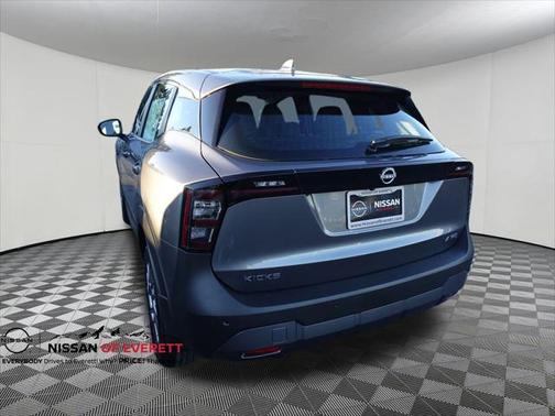 2025 Nissan Kicks S