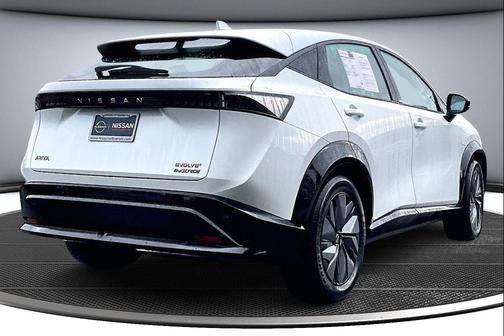 2023 Nissan ARIYA EVOLVE+