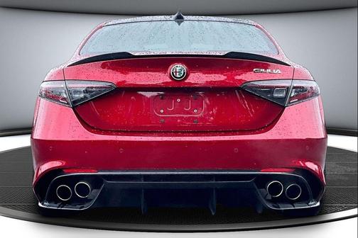 Rosso Etna 2024 Alfa Romeo Giulia Quadrifoglio