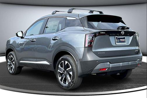 Gun Metallic 2026 Nissan Kicks SV