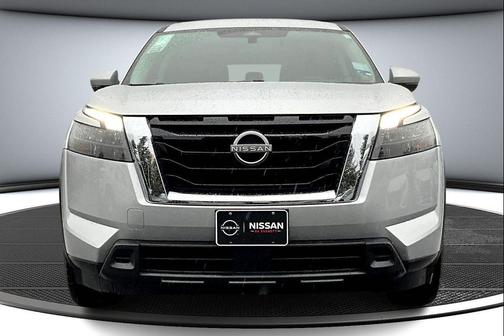 2024 Nissan Pathfinder SV 4WD