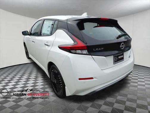 2025 Nissan Leaf SV PLUS