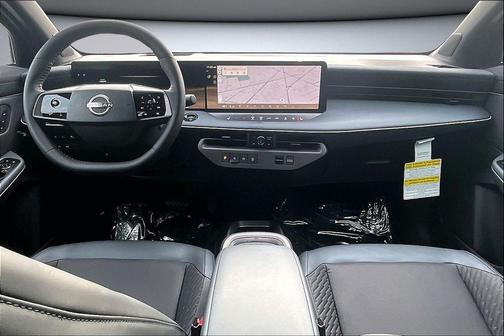 2026 Nissan Leaf PLATINUM+