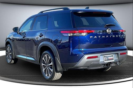 Deep Ocean Blue Pearl 2026 Nissan Pathfinder Platinum