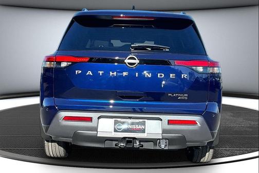 Deep Ocean Blue Pearl 2026 Nissan Pathfinder Platinum