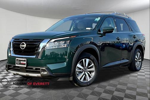 2023 Nissan Pathfinder SL FWD