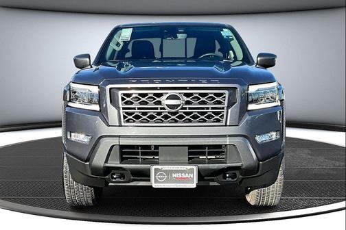 2024 Nissan Frontier SL