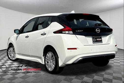 2024 Nissan Leaf S