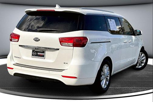 2016 Kia Sedona EX