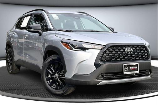 2025 Toyota Corolla Cross LE