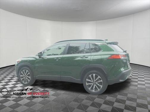 2022 Toyota Corolla Cross XLE