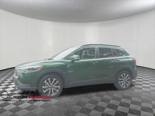 2022 Toyota Corolla Cross XLE