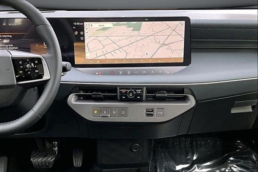 2026 Nissan Leaf PLATINUM+