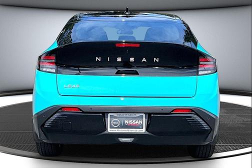 Seabreeze Blue Pearl/Black 2026 Nissan Leaf SV+
