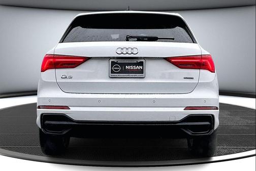 2024 Audi Q3 Premium 45 TFSI S line quattro Tiptronic