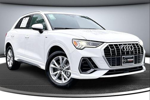 2024 Audi Q3 Premium 45 TFSI S line quattro Tiptronic