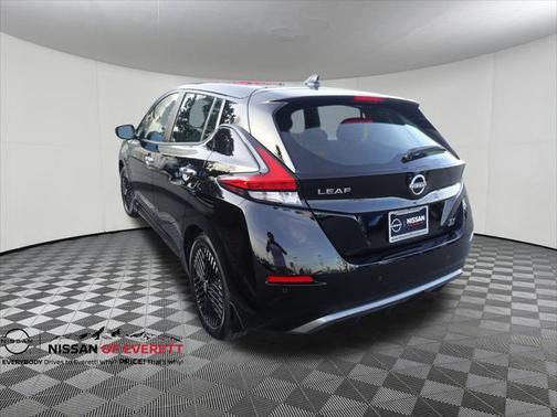 2024 Nissan Leaf SV PLUS